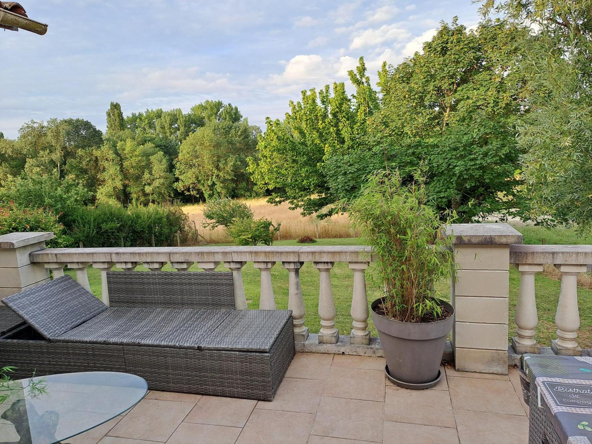 L'Ile Verte Chambre Avec Salle De Bain Privee Champagnac  Exterior foto